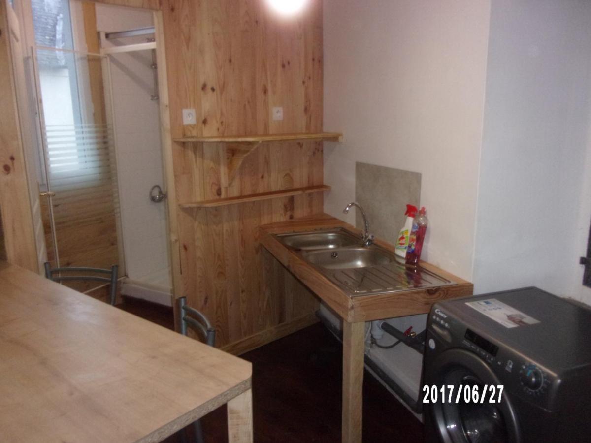 Logement Proche De Tout Saint-Laurent-de-Neste Luaran gambar